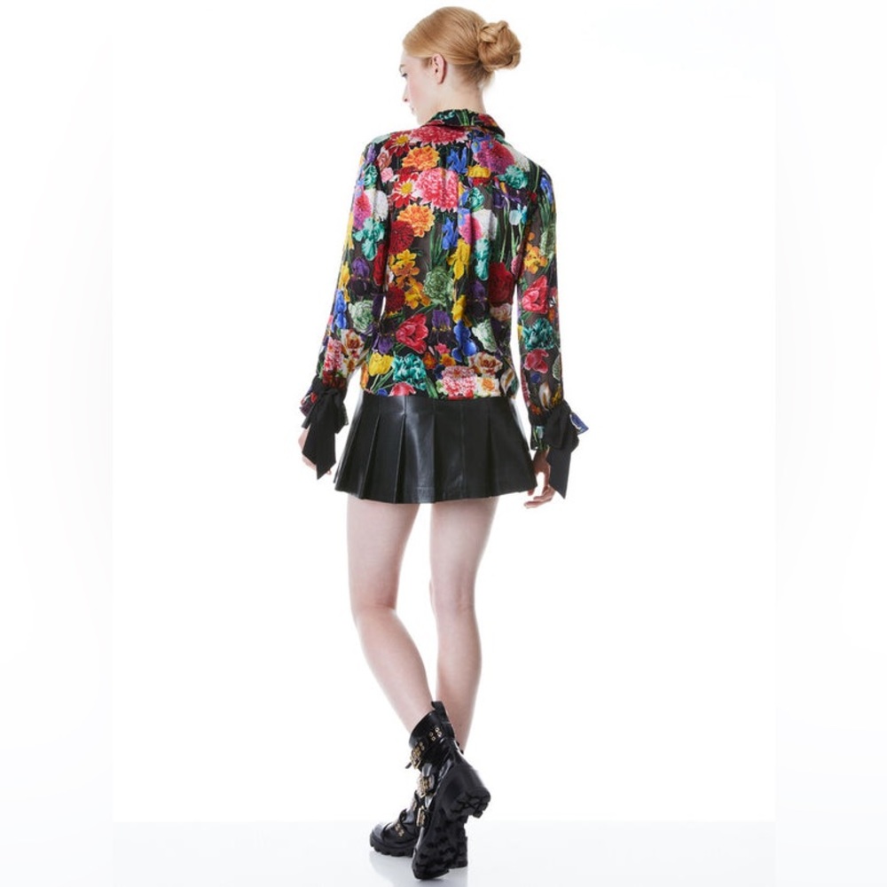 NWT Alice + Olivia Randa Silk Tied Blouson-Sleeve Button-Front Blouse - Picture 4 of 6